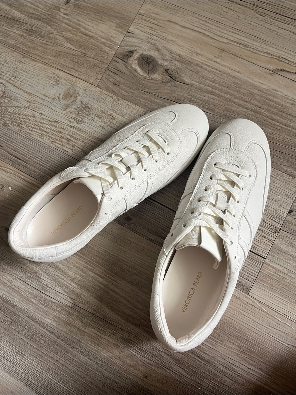 Veronica Beard sneakers size 8.5 retail 300 . Like new.